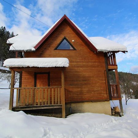 Котедж "Карпатський Краєвид" Jaremče Esterno foto